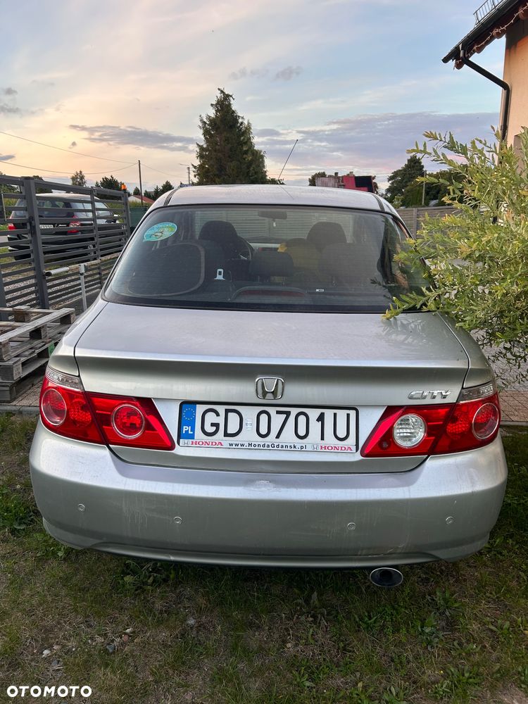 Honda City 1.4 Comfort - 3