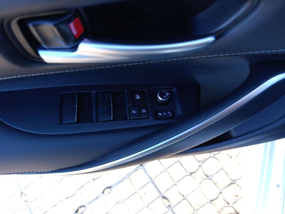 Toyota Corolla 1.8 Hybrid Style - 23