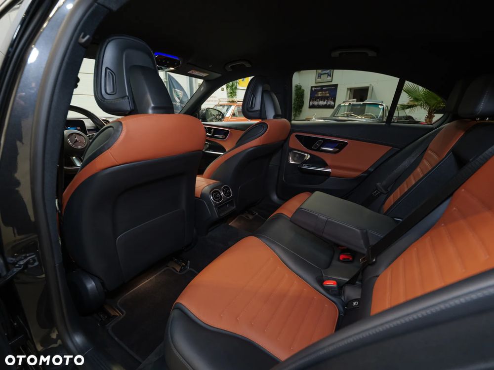 Mercedes-Benz Klasa C 220 d mHEV 4-Matic AMG - 20