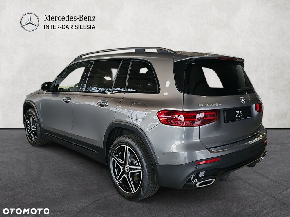 Mercedes-Benz GLB - 7