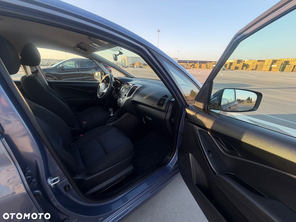 Hyundai ix20 1.6 CRDi Fifa World Cup Edition - 14