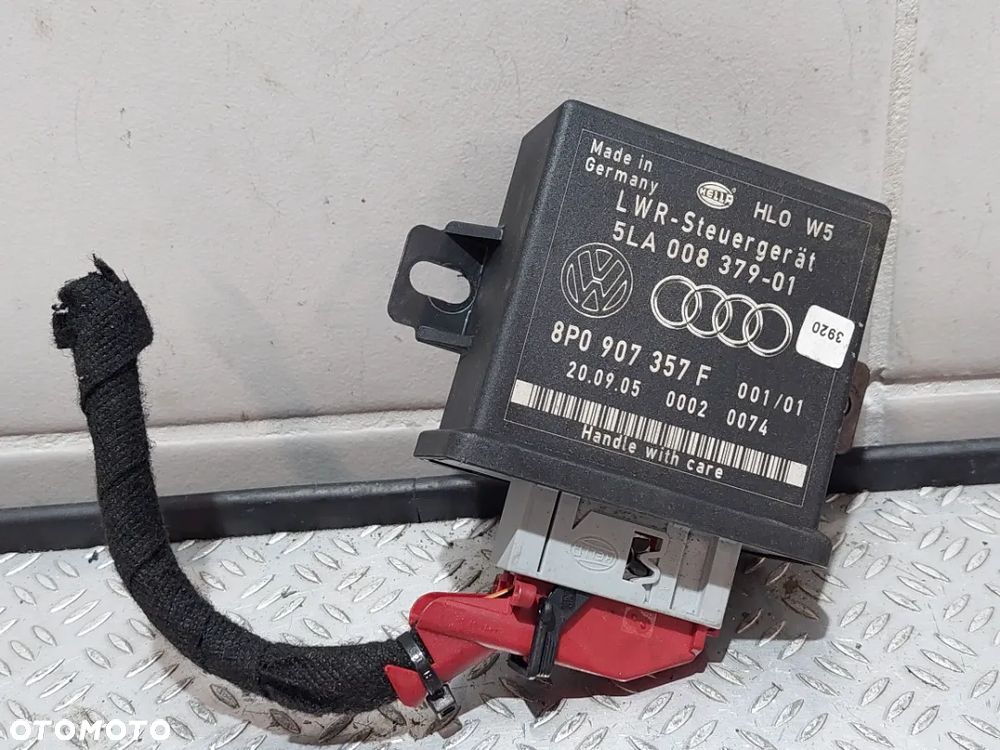 MODUŁ STEROWNIK ŚWIATEŁ AUDI A4 B7 NR 8P0907357E - 1