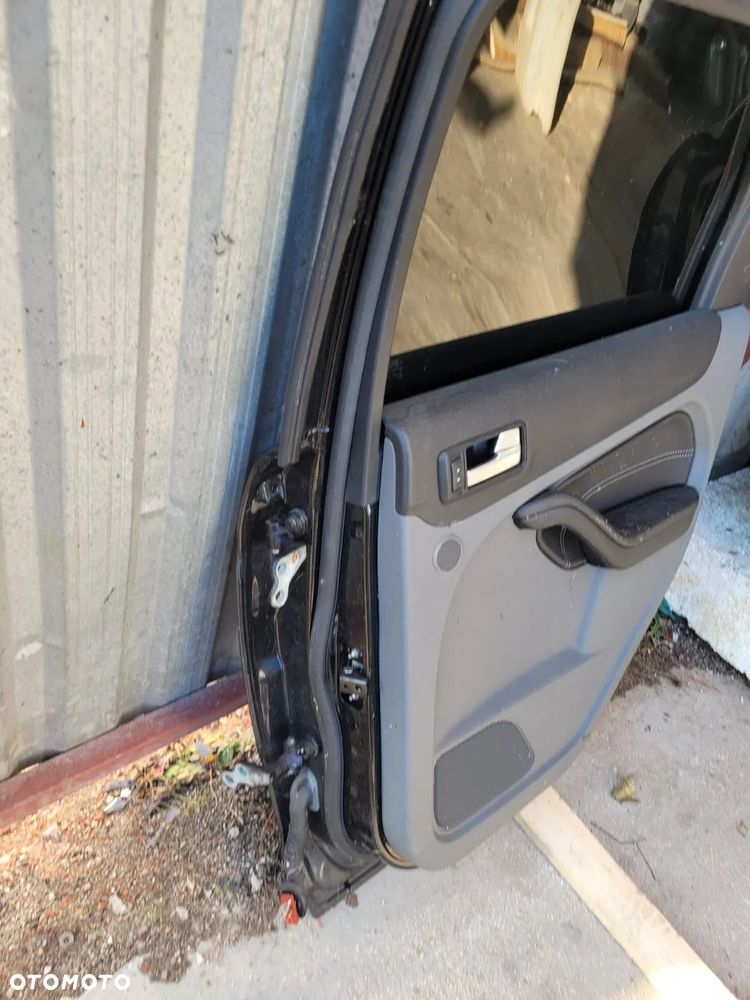Ford Focus mk2 lift kombi drzwi lewy i tył , prawy tył - 2