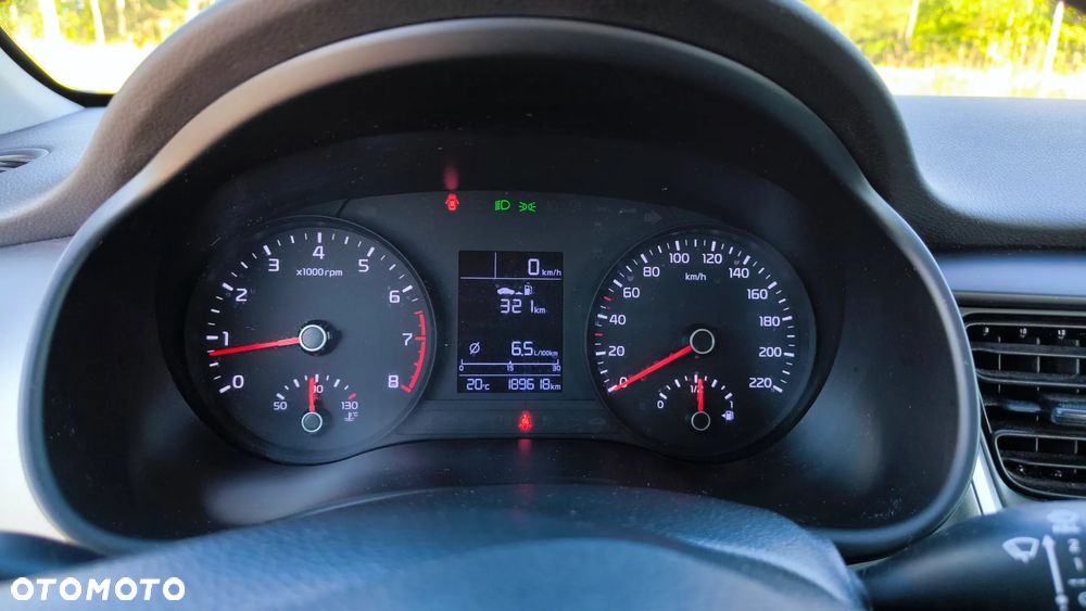 Kia Stonic 1.4 M - 20