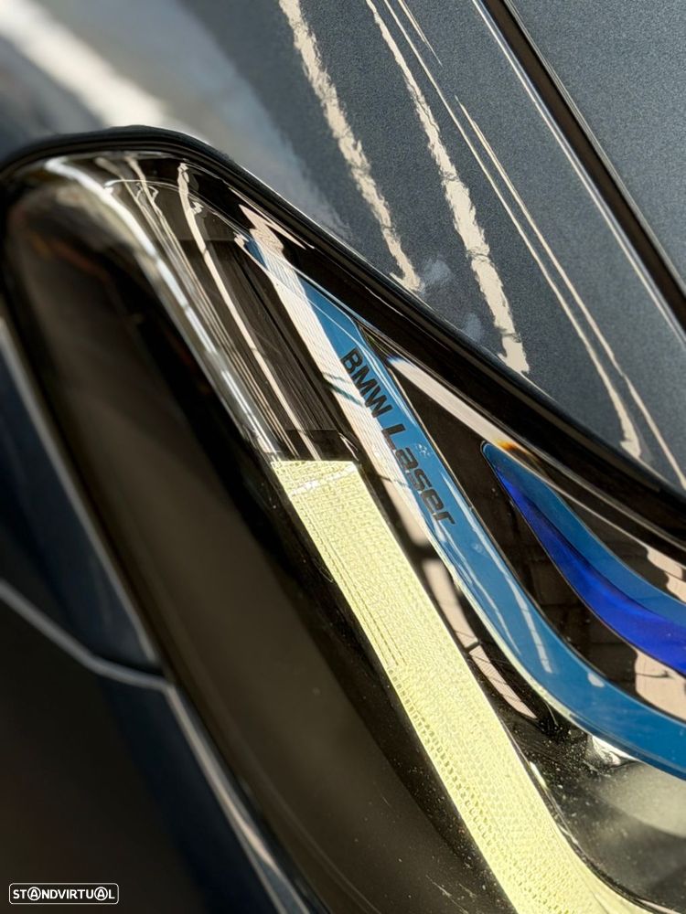 BMW 530 e Pack 50 anos M - 17