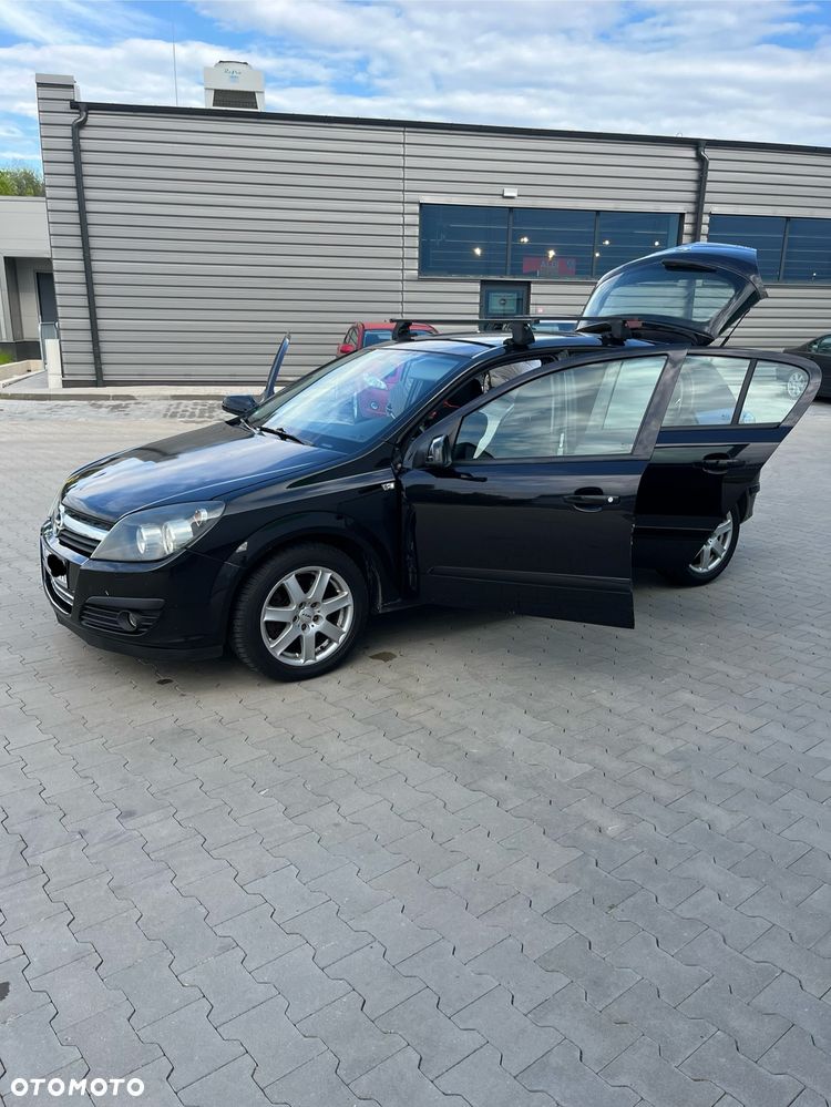 Opel Astra III 1.9 CDTI Cosmo - 15