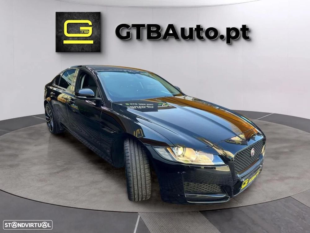 Jaguar XF - 3