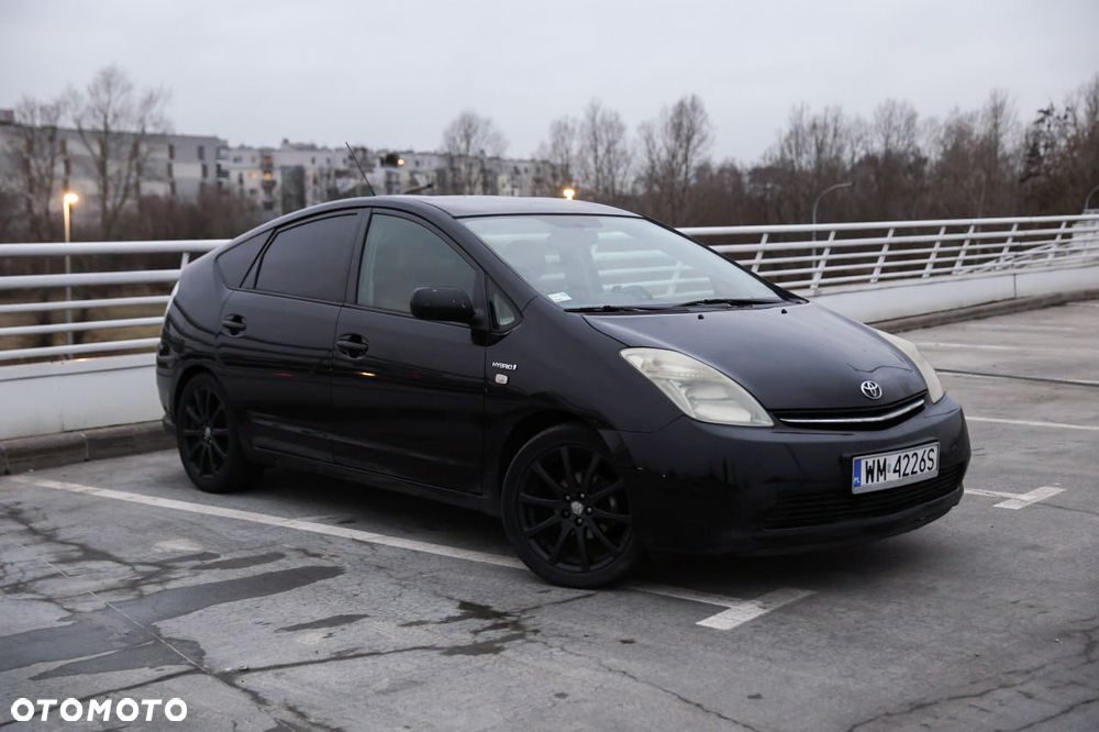 Toyota Prius - 1