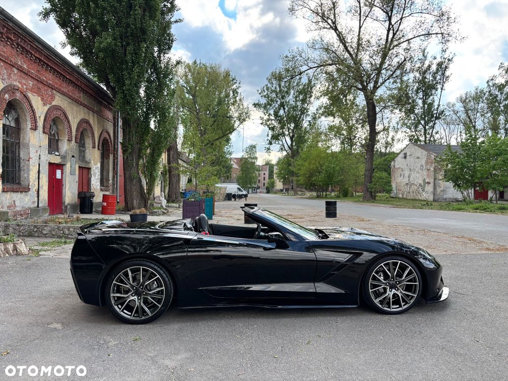 Chevrolet Corvette - 10