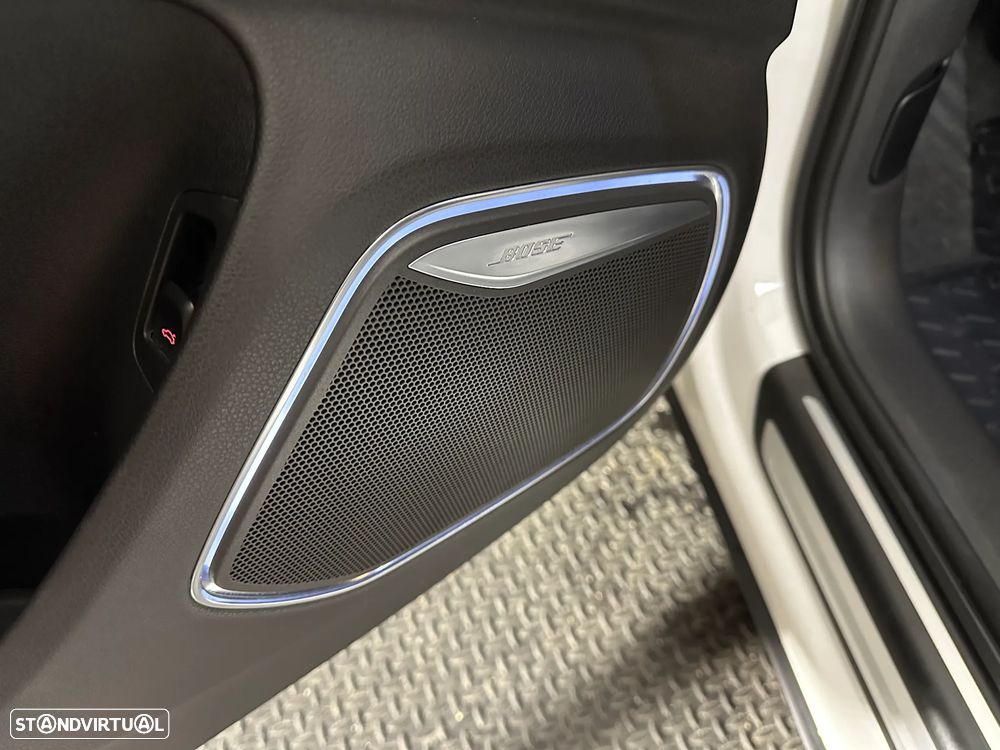 Audi Q3 2.0 TDI S-line - 10