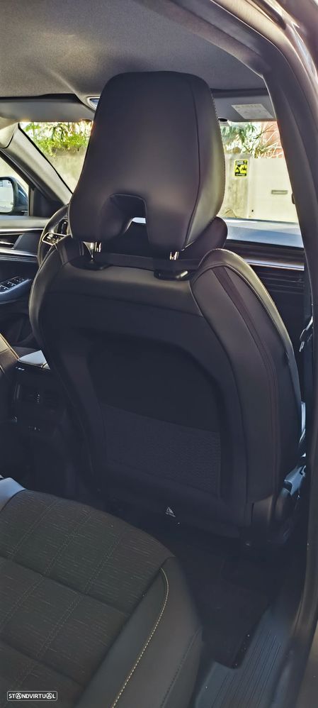 Renault Austral 1.3 Mild Hybrid Iconic Auto - 32