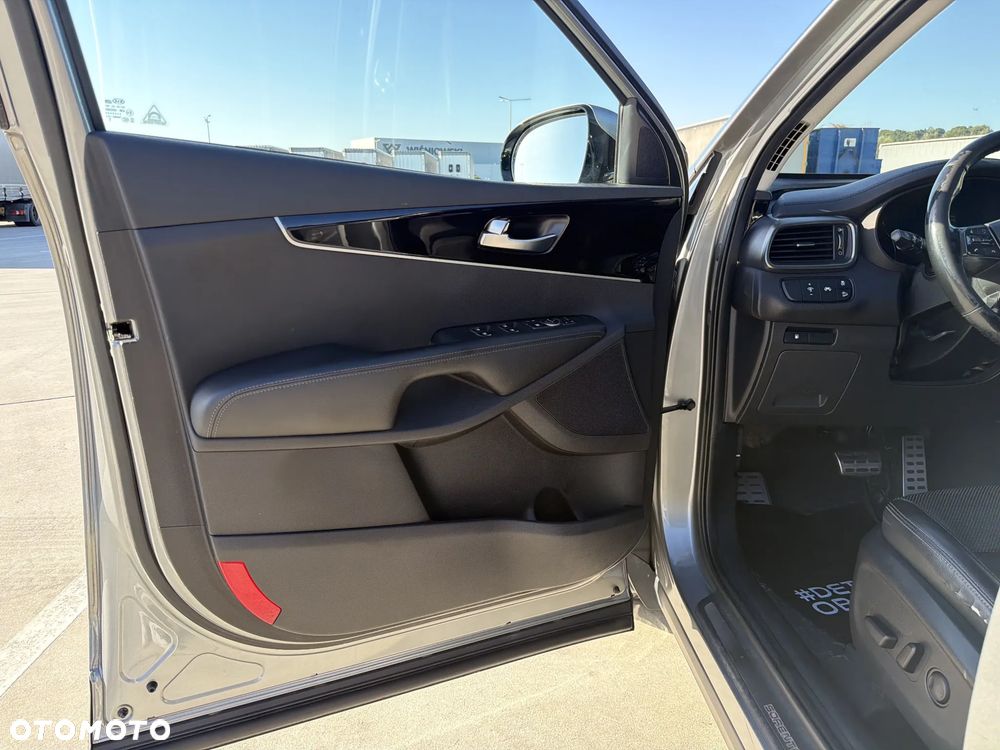 Kia Sorento 2.0 CRDI L - 11
