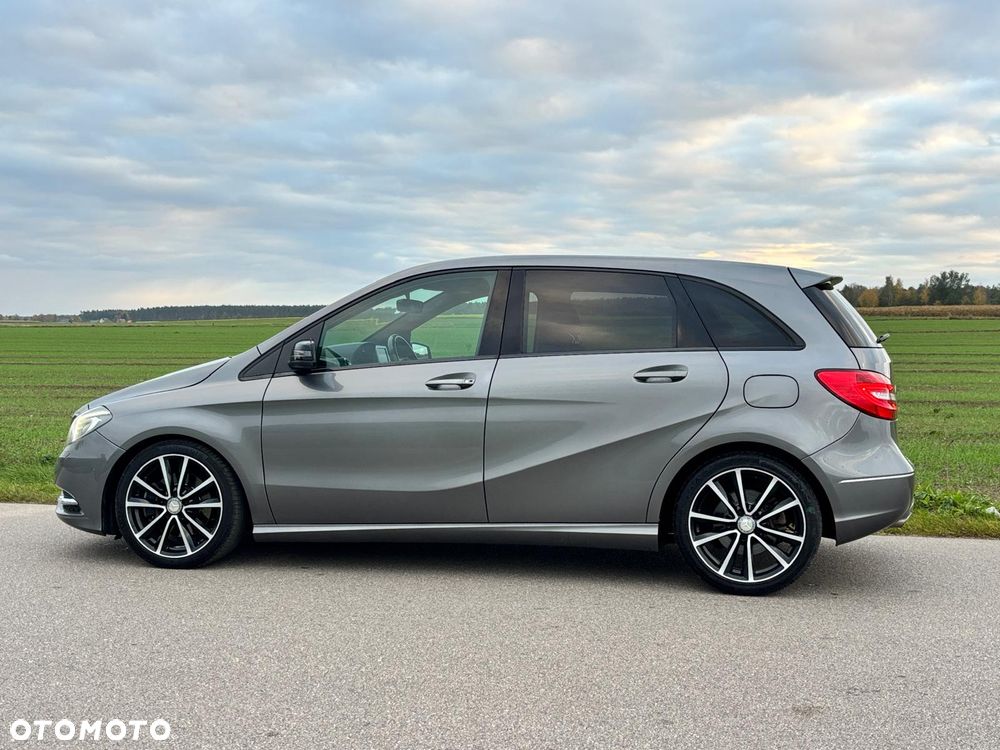 Mercedes-Benz B-Class 2014 photo 3