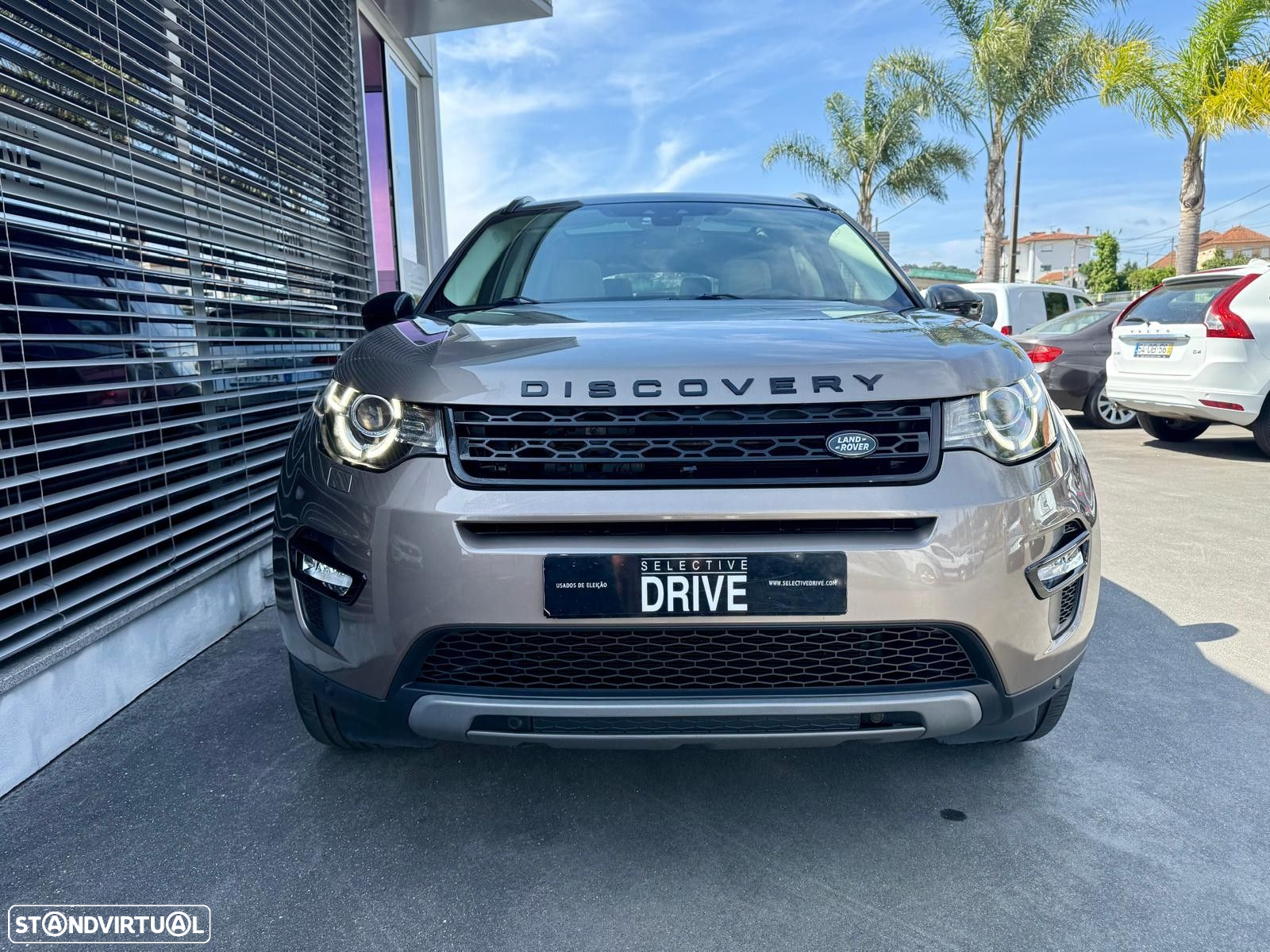 Land Rover Discovery Sport 2.0 TD4 HSE Luxury 7L Auto - 3