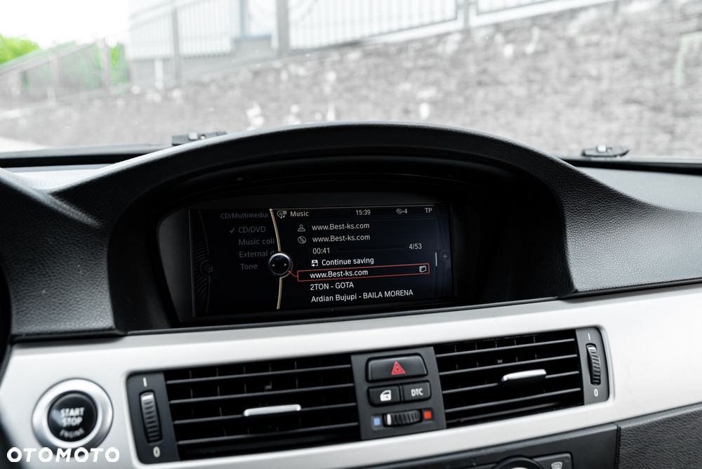 BMW Seria 3 320d xDrive DPF - 34