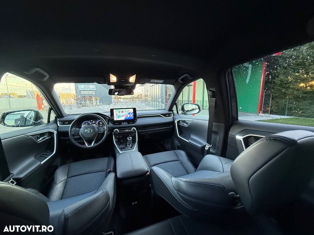 Toyota RAV4 - 9