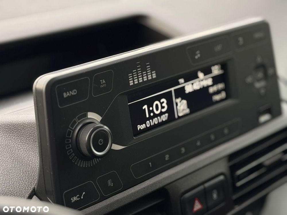 Opel Combo 1.2 Turbo Enjoy S&S - 29