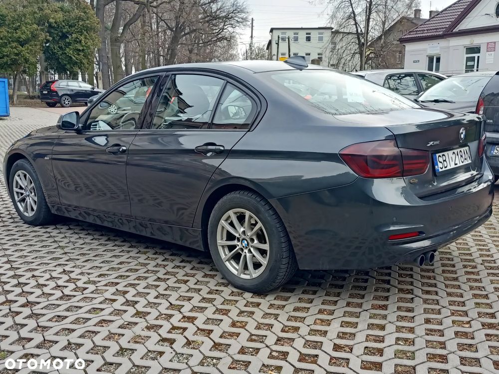 BMW Seria 3 320i xDrive Edition M Sport Shadow - 10