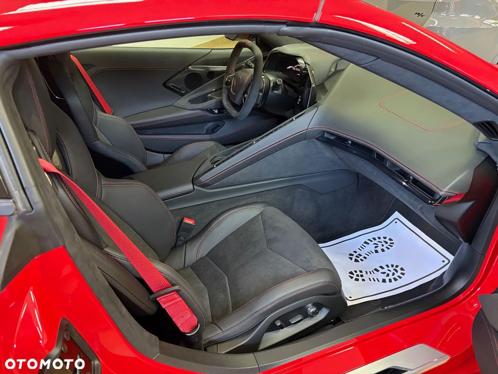 Chevrolet Corvette - 3