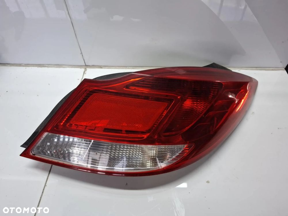 LAMPA PRAWA TYLNA TYŁ OPEL INSIGNIA A 08- SEDAN - 3