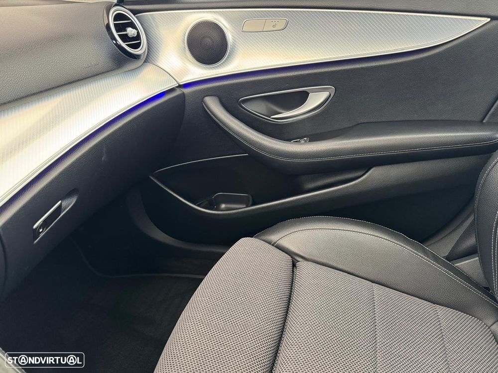 Mercedes-Benz E 300 de Avantgarde - 21