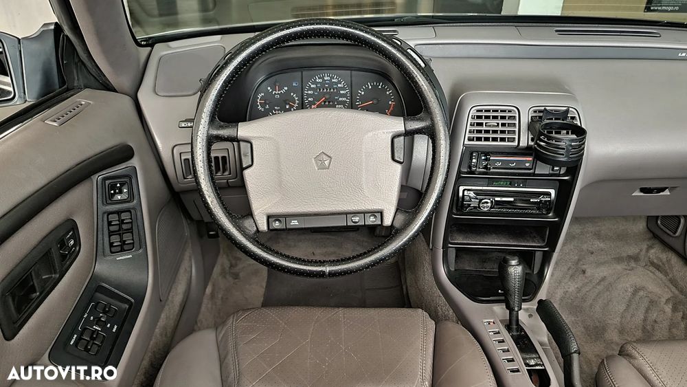 Chrysler Le Baron - 32