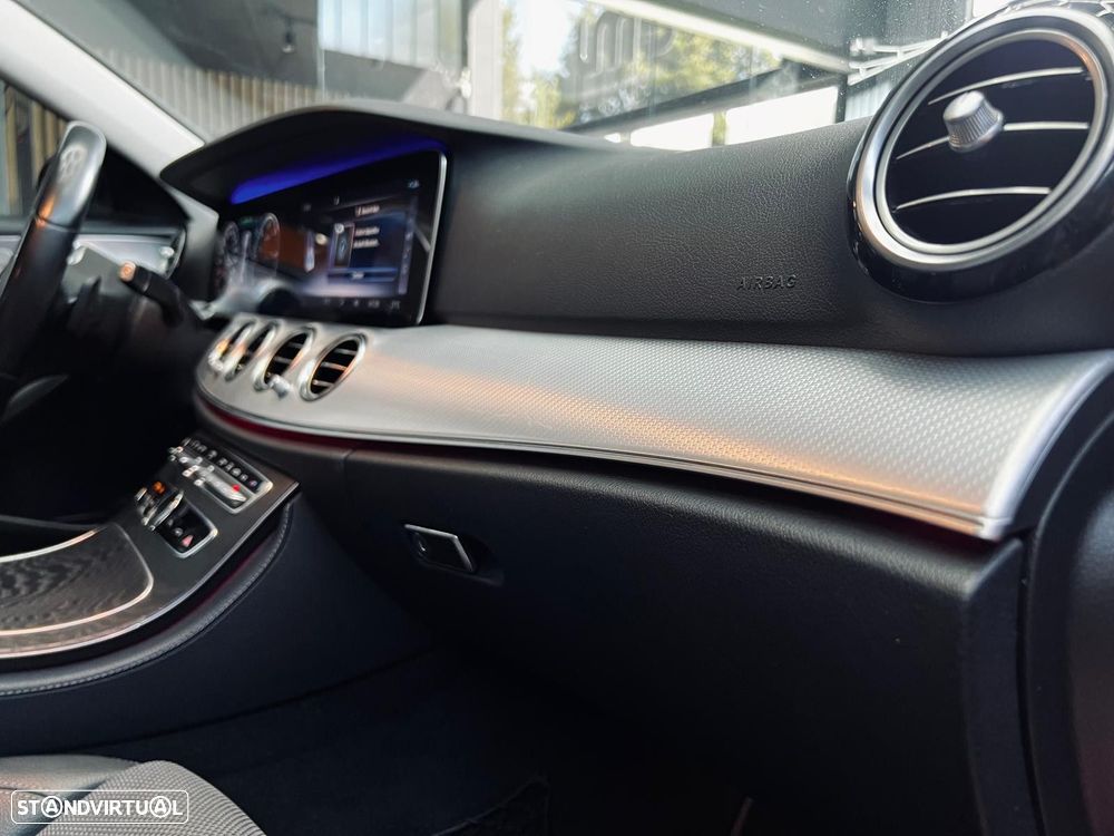 Mercedes-Benz E 300 de Exclusive Line - 44