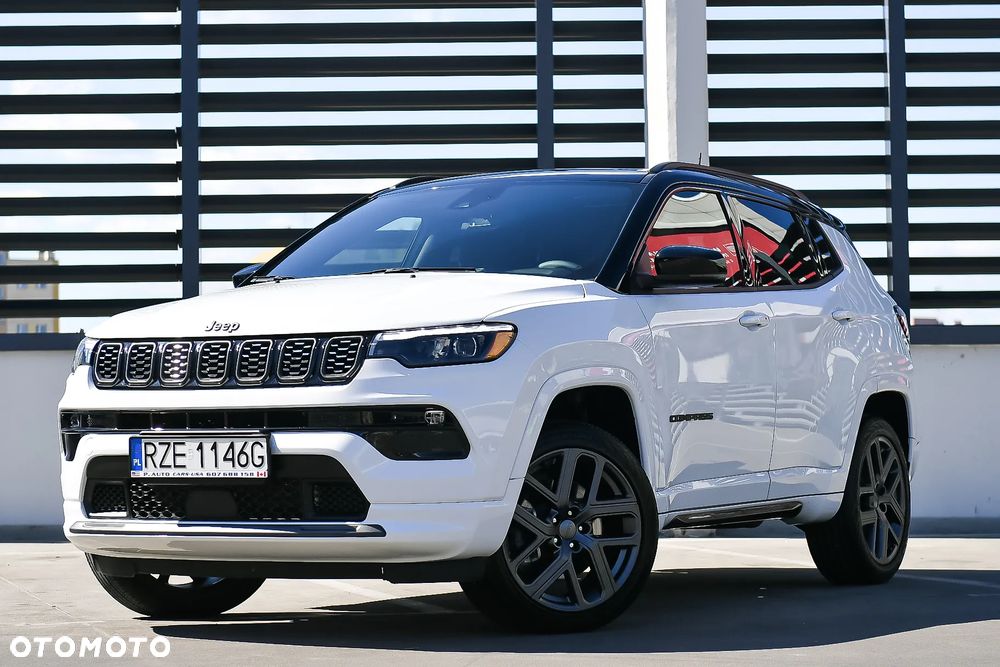 Jeep Compass - 1