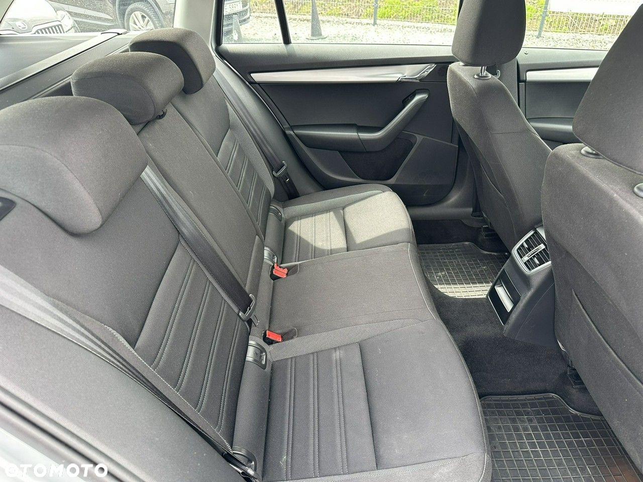 Skoda Octavia - 25