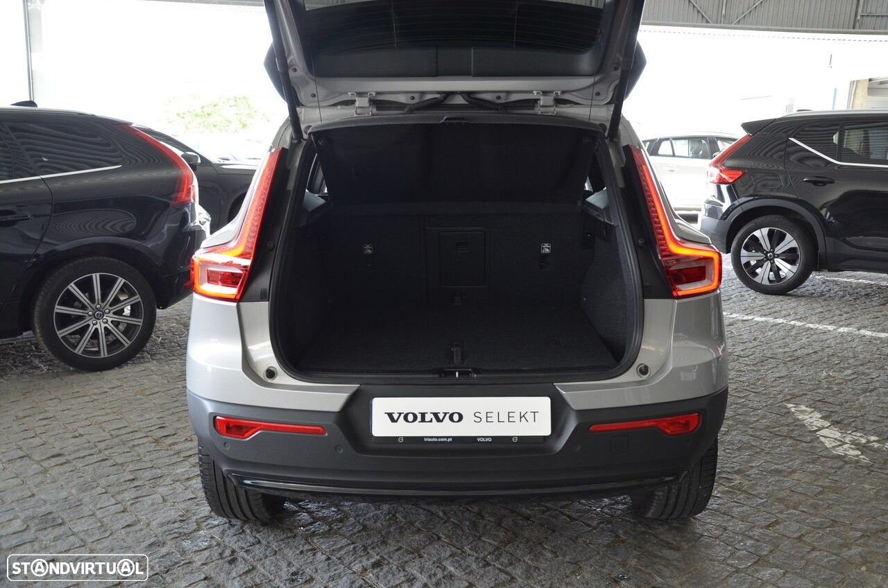Volvo XC 40 1.5 T2 Plus Dark Auto - 22