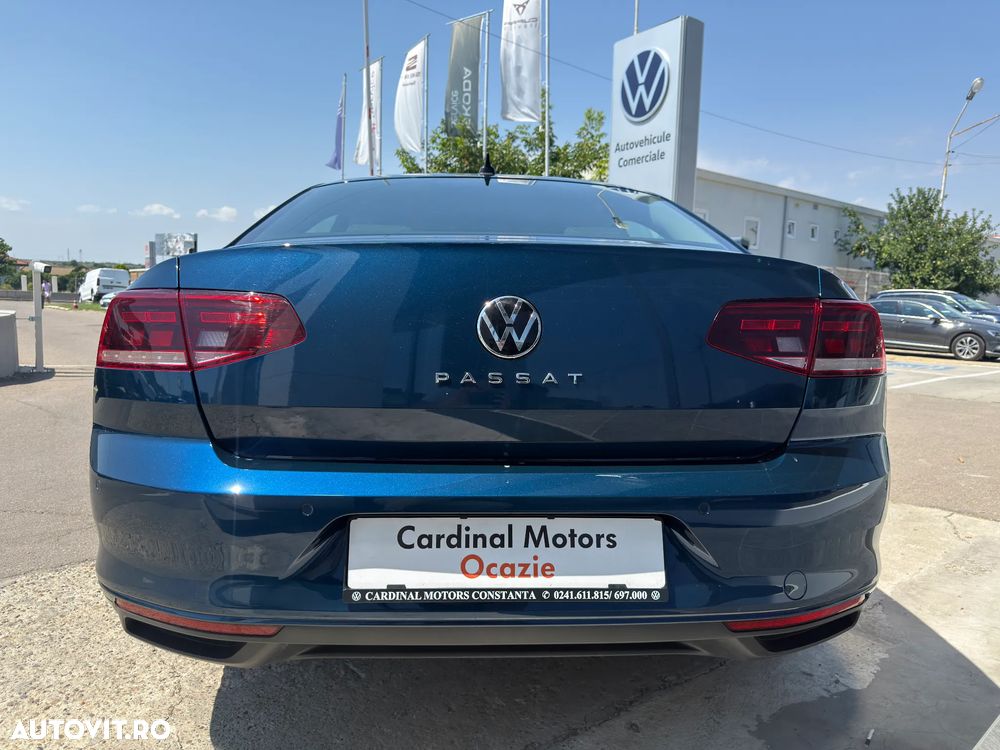 Volkswagen Passat 2.0 TDI DSG Comfortline - 8