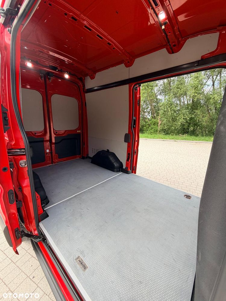 Ford Transit2.0  L3H3/Automat/Aso/150hk/Kamera/Jak Nowy/Opony Nowe/Full Opcja/Sync3/Vat23% /opel/fiat/iveco/peugeot/renault - 12