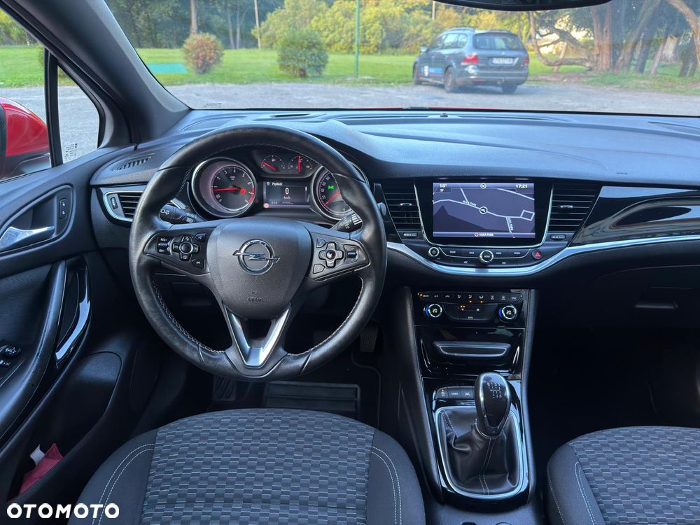 Opel Astra 1.4 Turbo Start/Stop Dynamic - 17