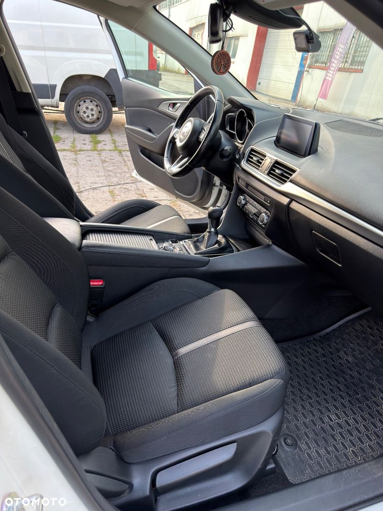 Mazda 3 - 27