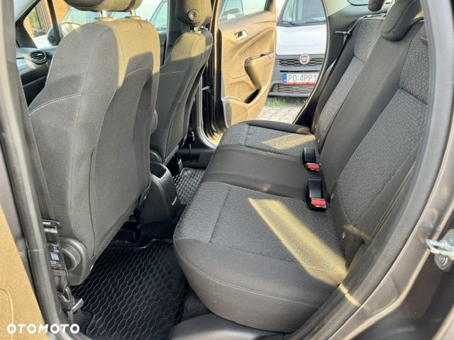 Opel Crossland X - 10