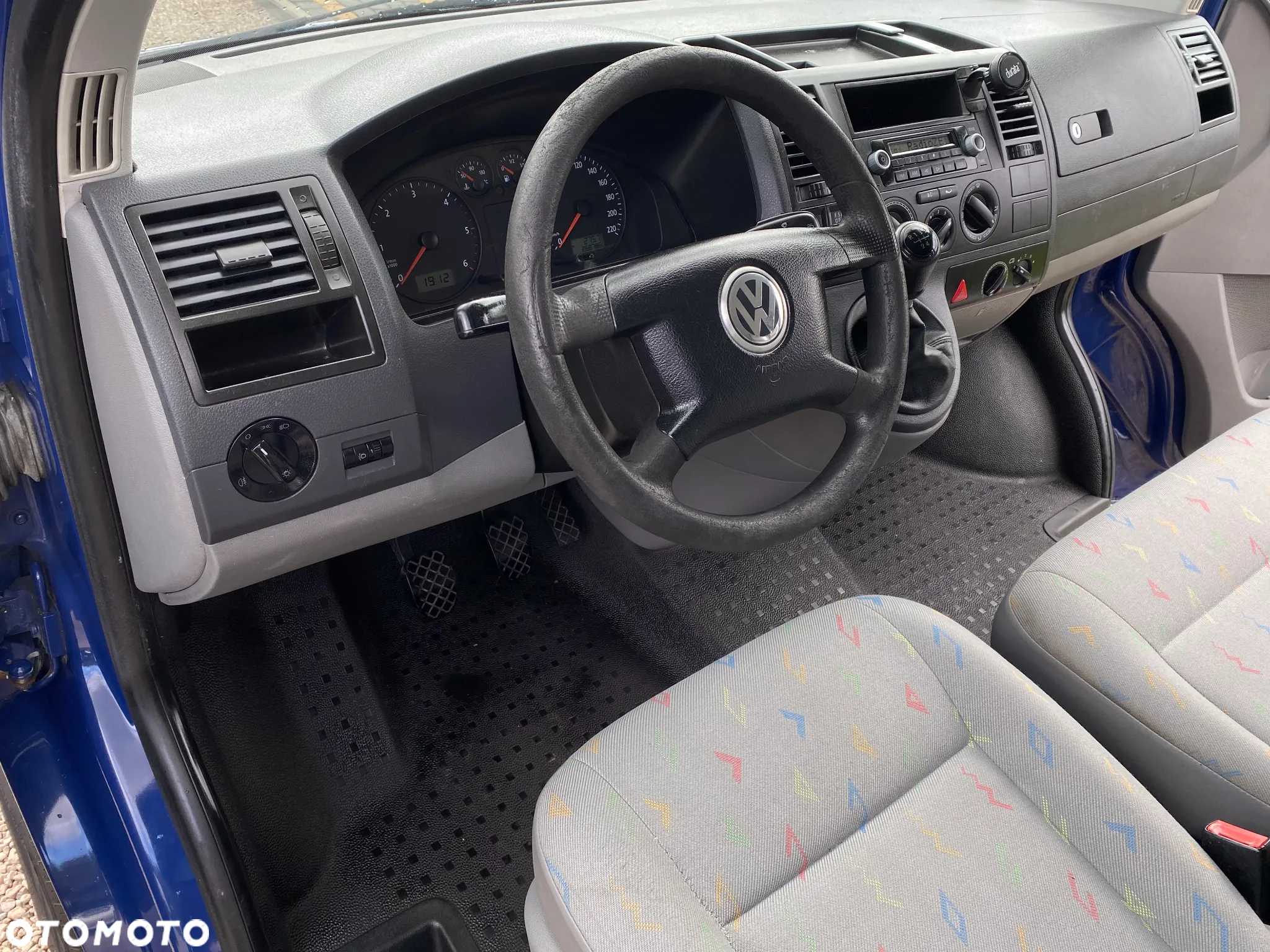 Volkswagen Transporter Caravelle Kurz (7.Si.) - 26