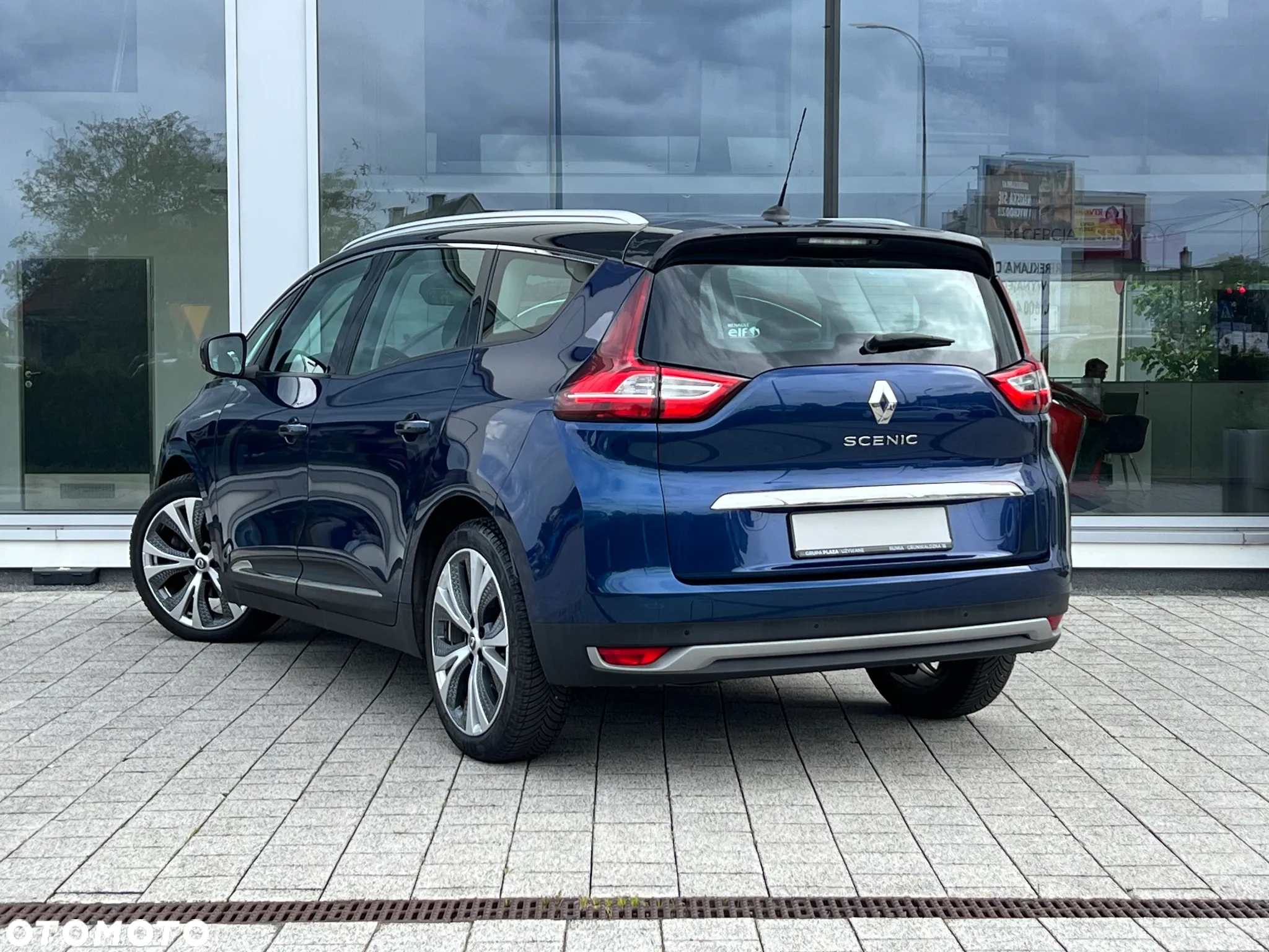 Renault Scenic 1.6 dCi Intens - 6