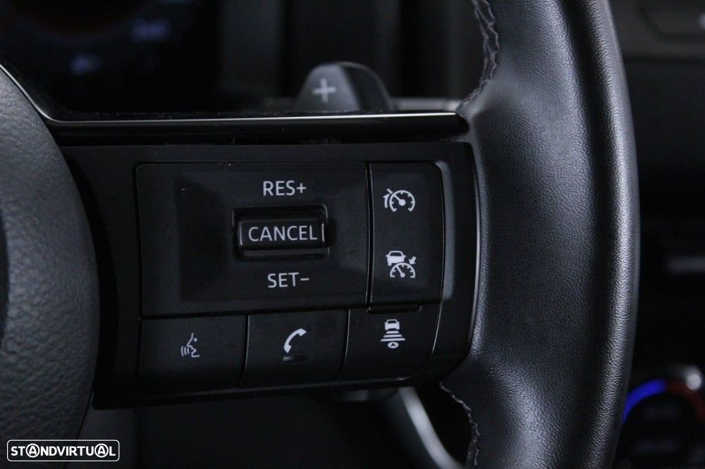 Nissan Qashqai 1.3 DIG-T N-Connecta LED Xtronic - 24