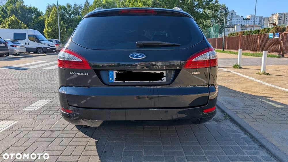 Ford Mondeo 2.0 TDCi Ghia - 4