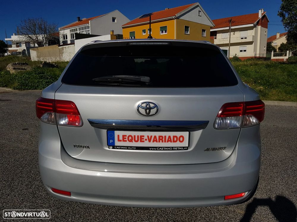 Toyota Avensis SW 2.0 D-4D Luxury+Navi - 51