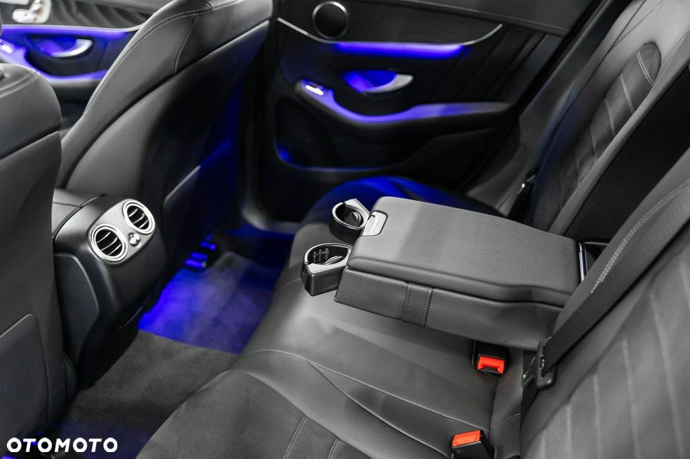 Mercedes-Benz GLC - 34