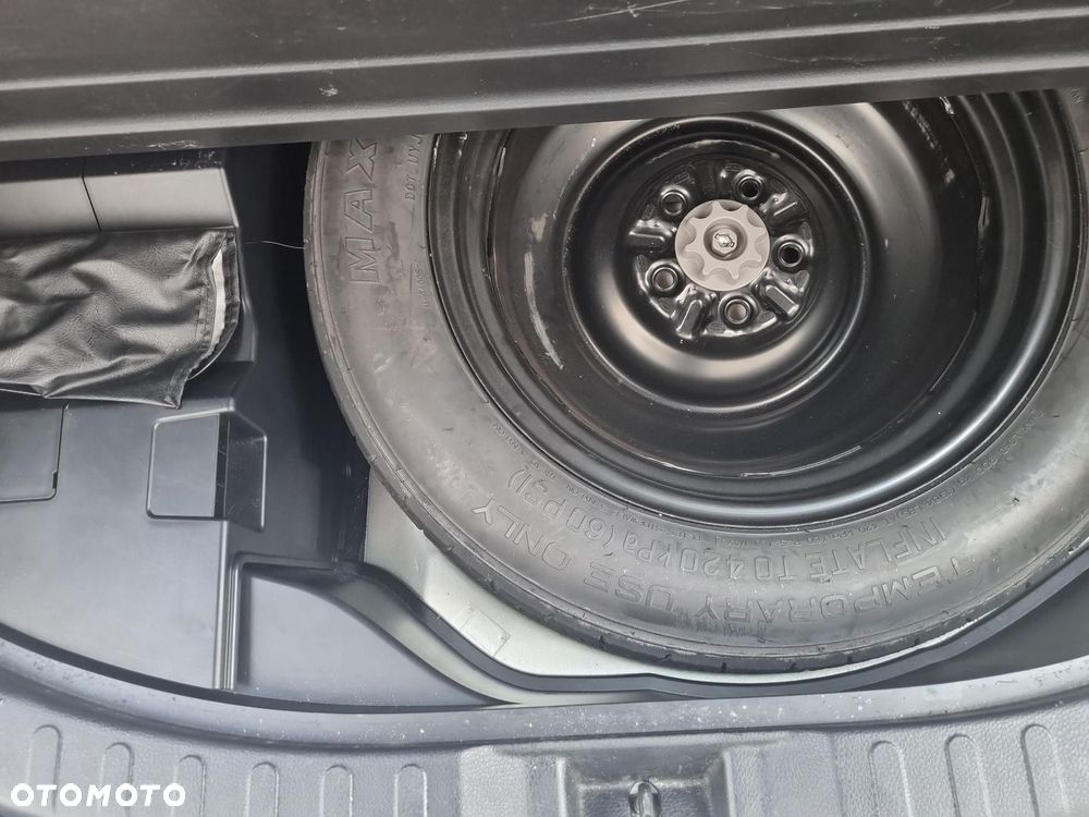 Toyota RAV4 Hybrid Premium 4x4 - 26