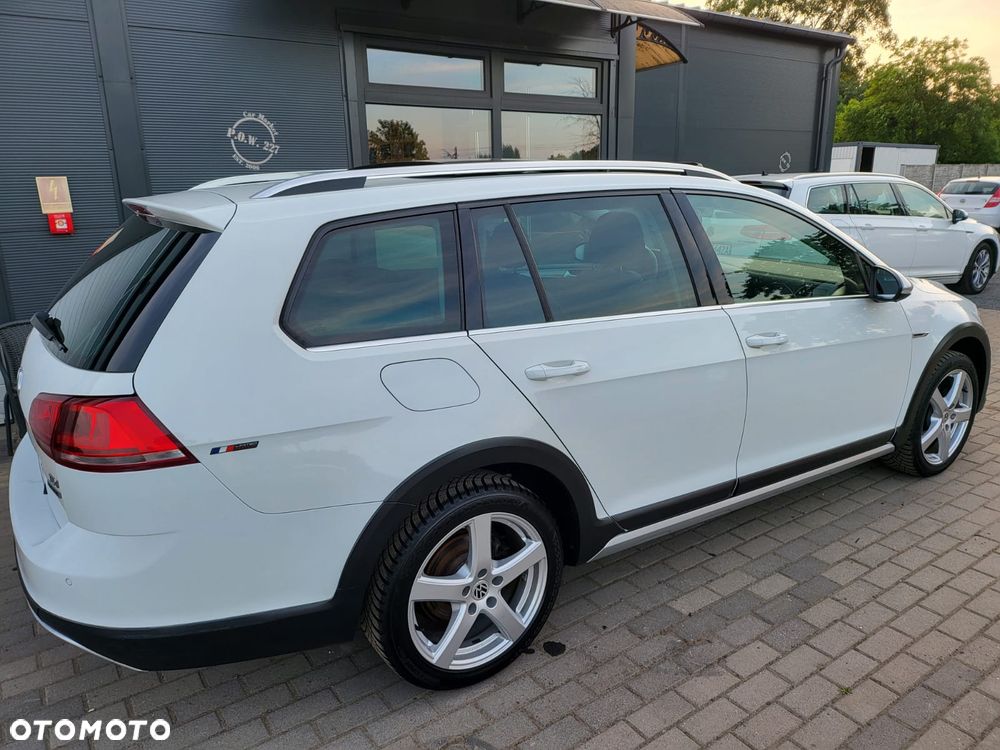 Volkswagen Golf Alltrack 1.6 TDI BMT 4Mot - 28