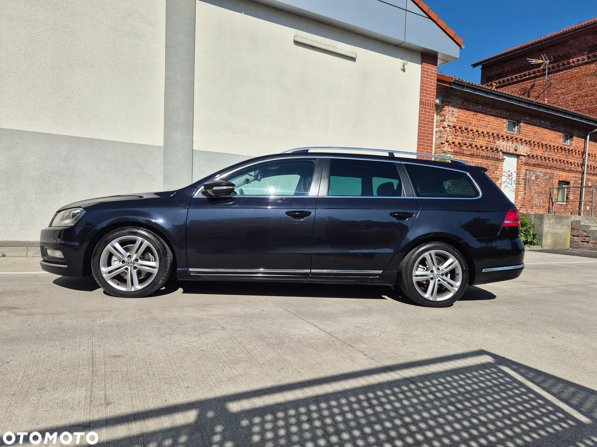 Volkswagen Passat 2.0 TDI Highline R-Style DSG - 2
