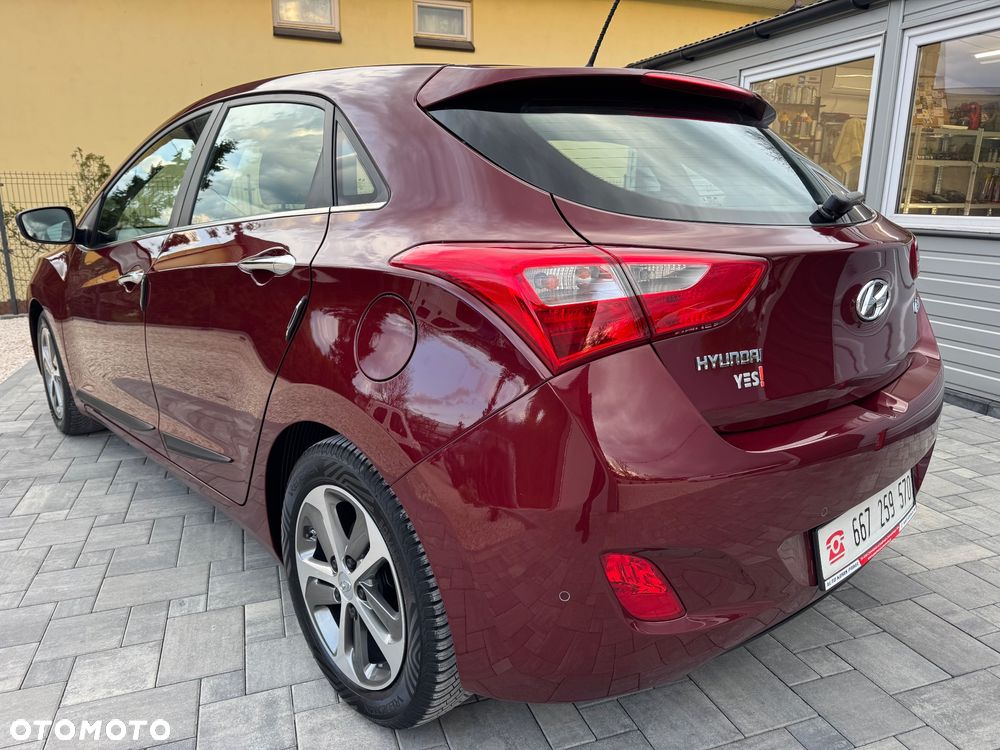 Hyundai i30 blue 1.6 CRDi YES Silver - 10