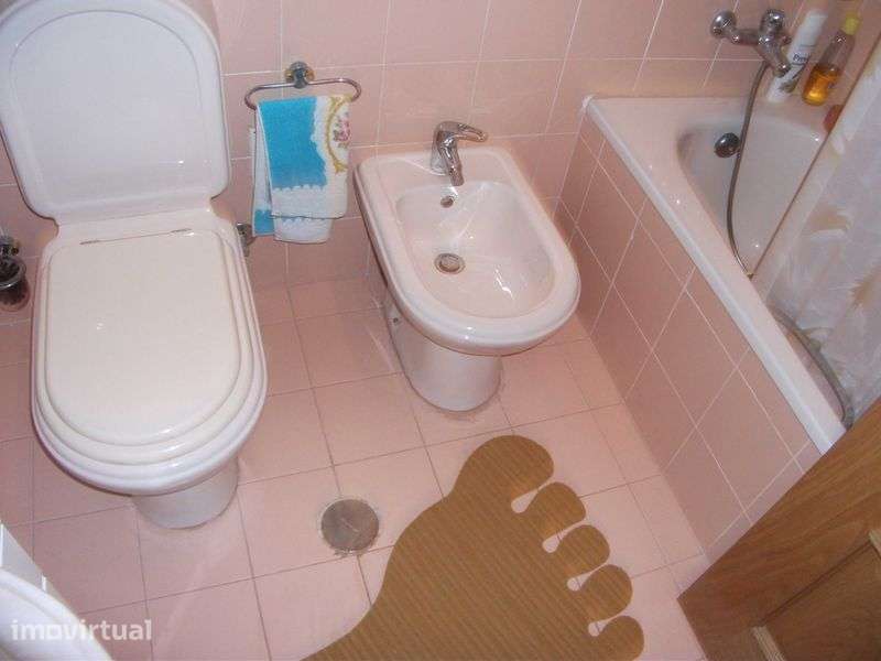 Apartamento T2 Torre da Marinha - Grande imagem: 4/12