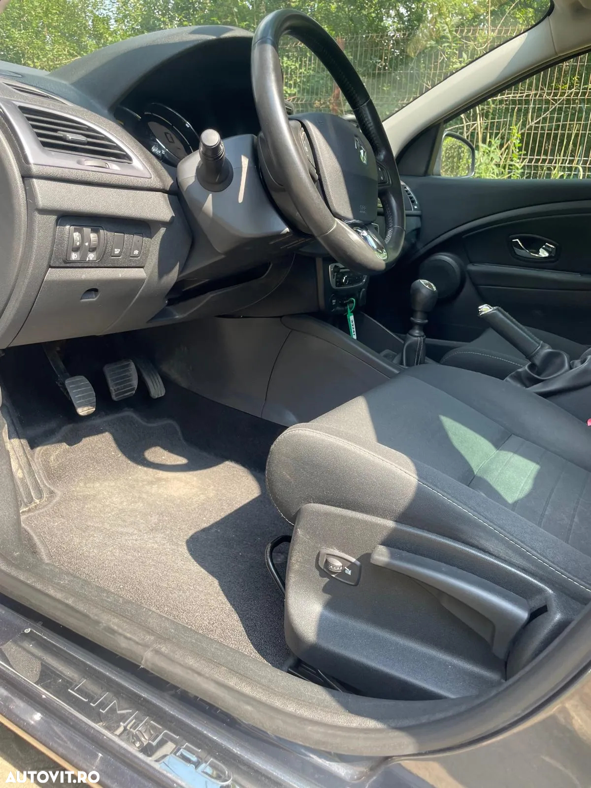 Renault Megane Energy dCi Intens - 8
