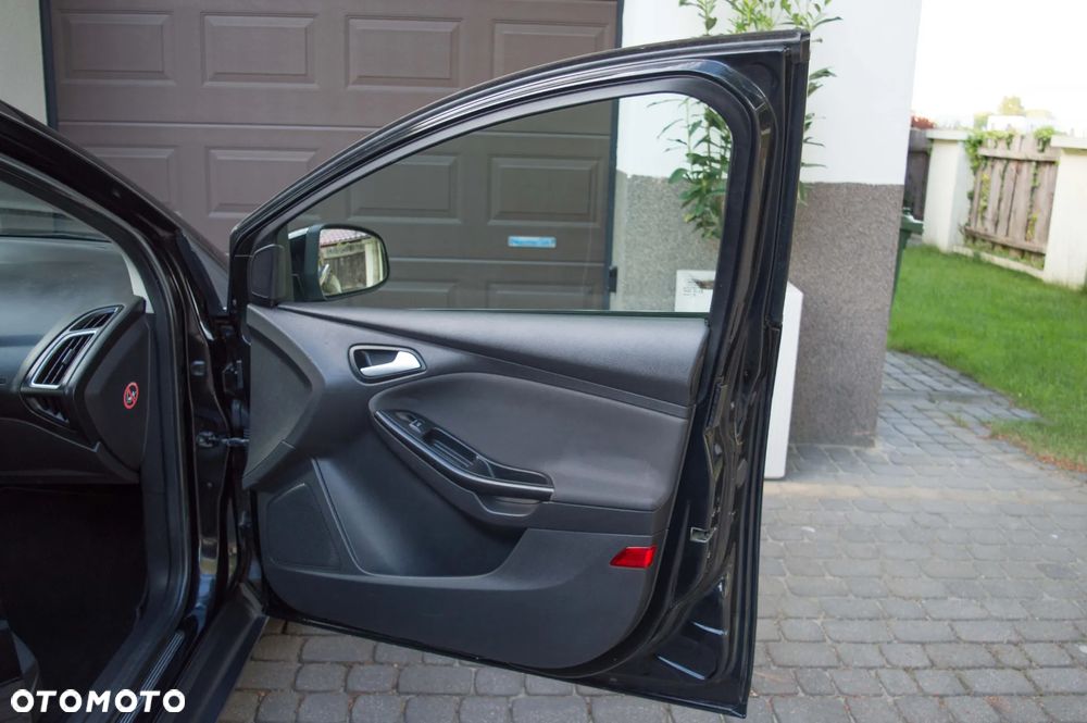 Ford Focus 1.6 TDCi DPF Start-Stopp-System Titanium - 31