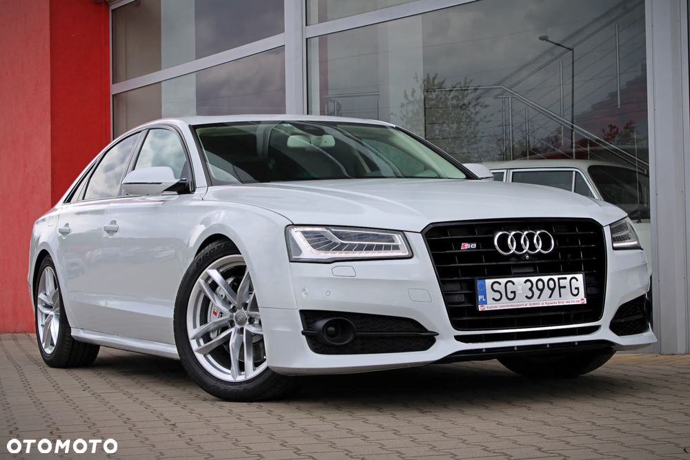 Audi A8 4.0 TFSI cylinder on demand quattro tiptronic