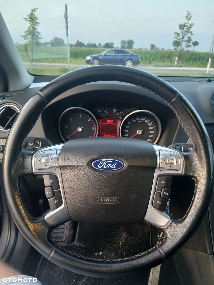 Ford Mondeo 2.0 TDCi Titanium - 19